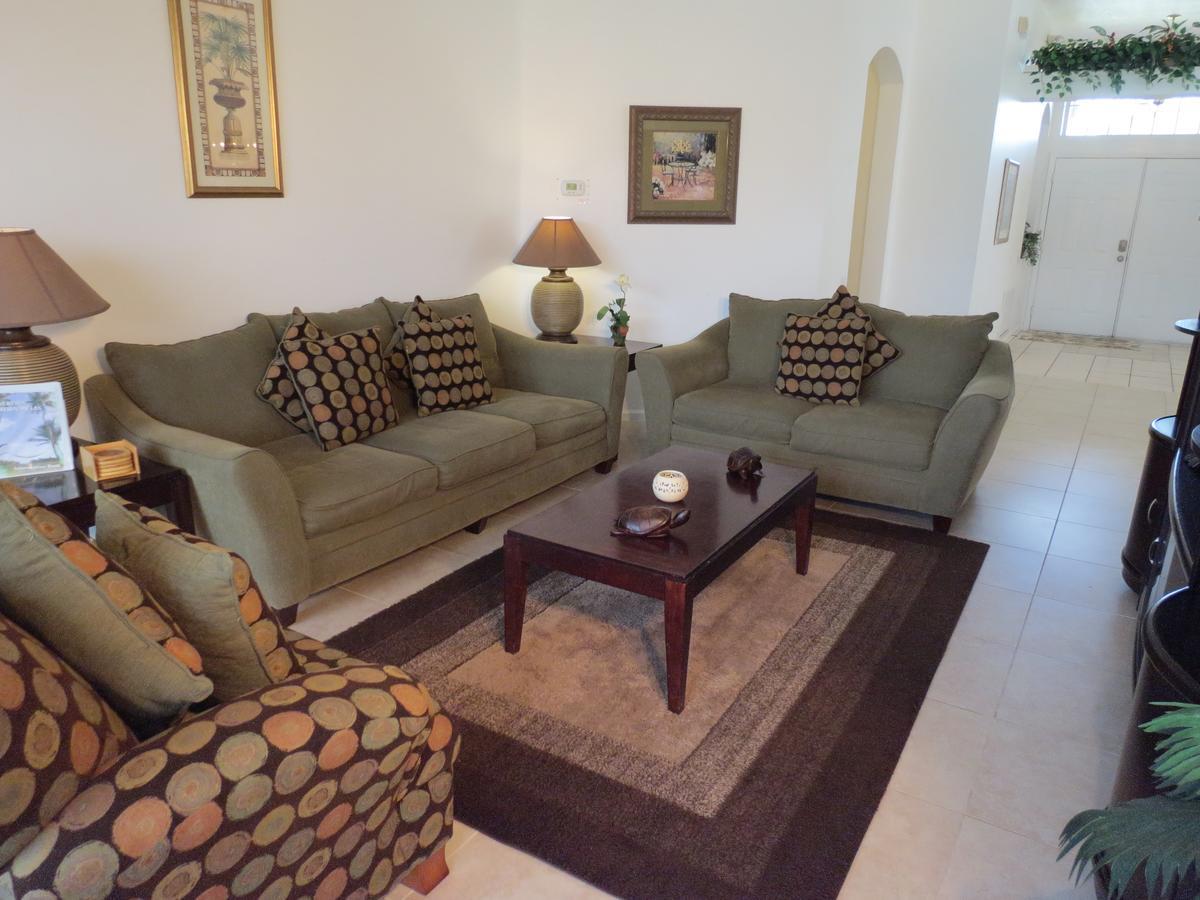 4 Bedroom Formosa Area Homeオーランド エクステリア 写真