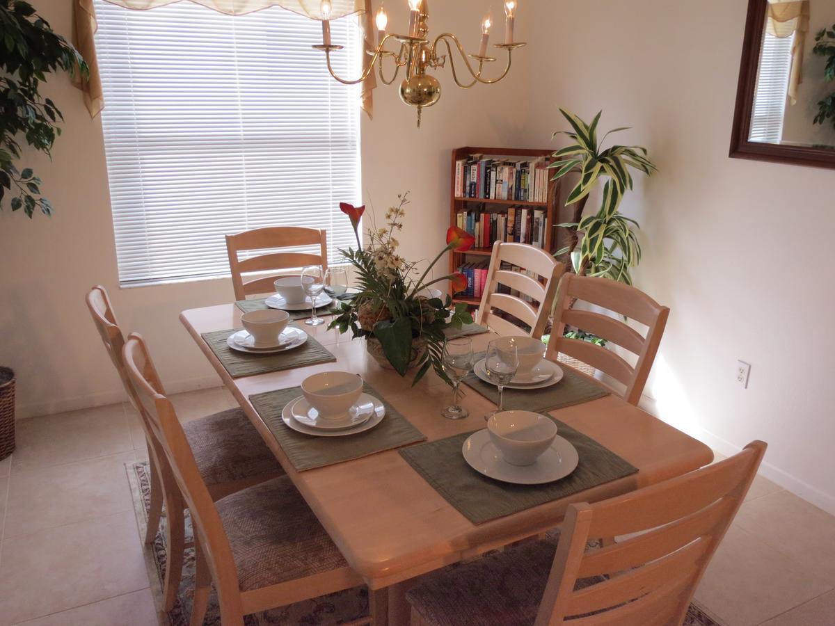 4 Bedroom Formosa Area Homeオーランド エクステリア 写真